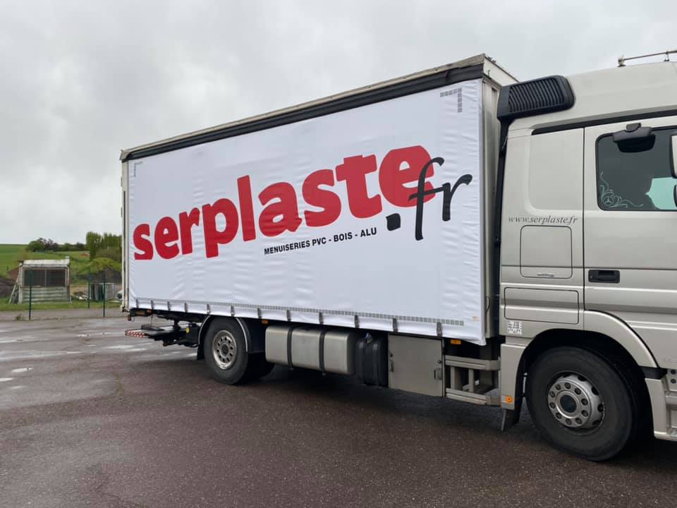 Fabrication et r&eacute;paration de b&acirc;ches pour remorques et camions &agrave; proximit&eacute; de Metz Maizi&egrave;res-l&egrave;s-Metz 3