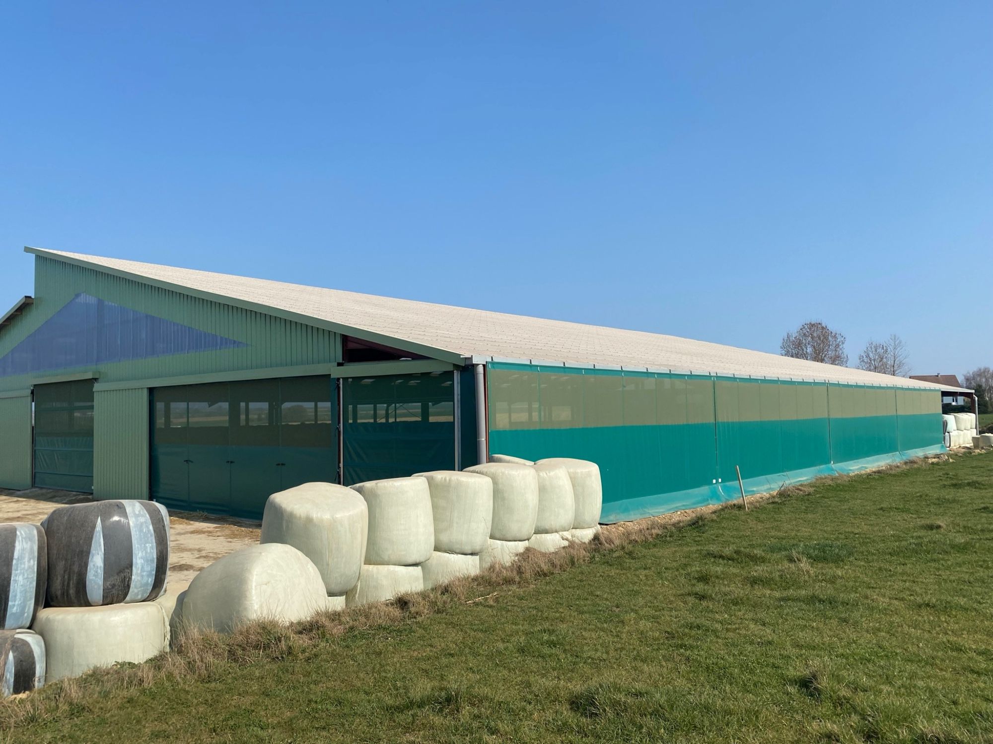 Fabrication et r&eacute;paration de b&acirc;ches agricoles et housses de protection en Moselle dans le Grand Est Woippy